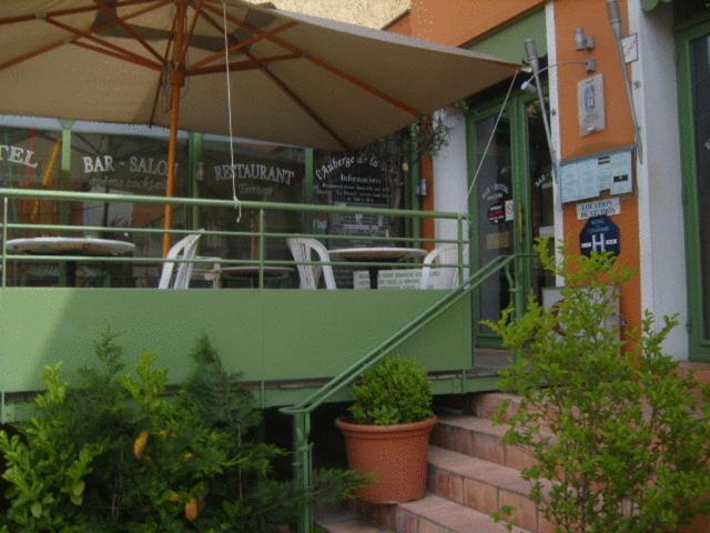 Auberge De La Vallee Francheville  Luaran gambar