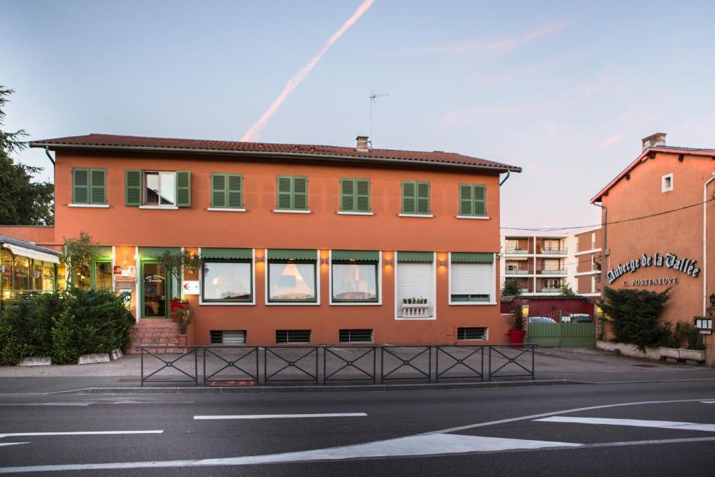 Auberge De La Vallee Francheville  Luaran gambar